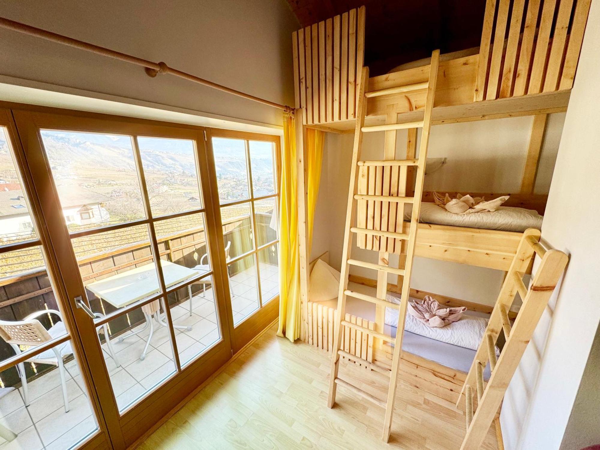 Hotel Residence Mavie Lagundo Ngoại thất bức ảnh
