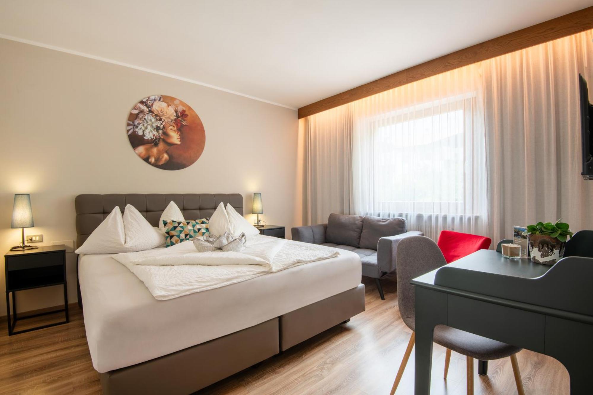 Hotel Residence Mavie Lagundo Ngoại thất bức ảnh