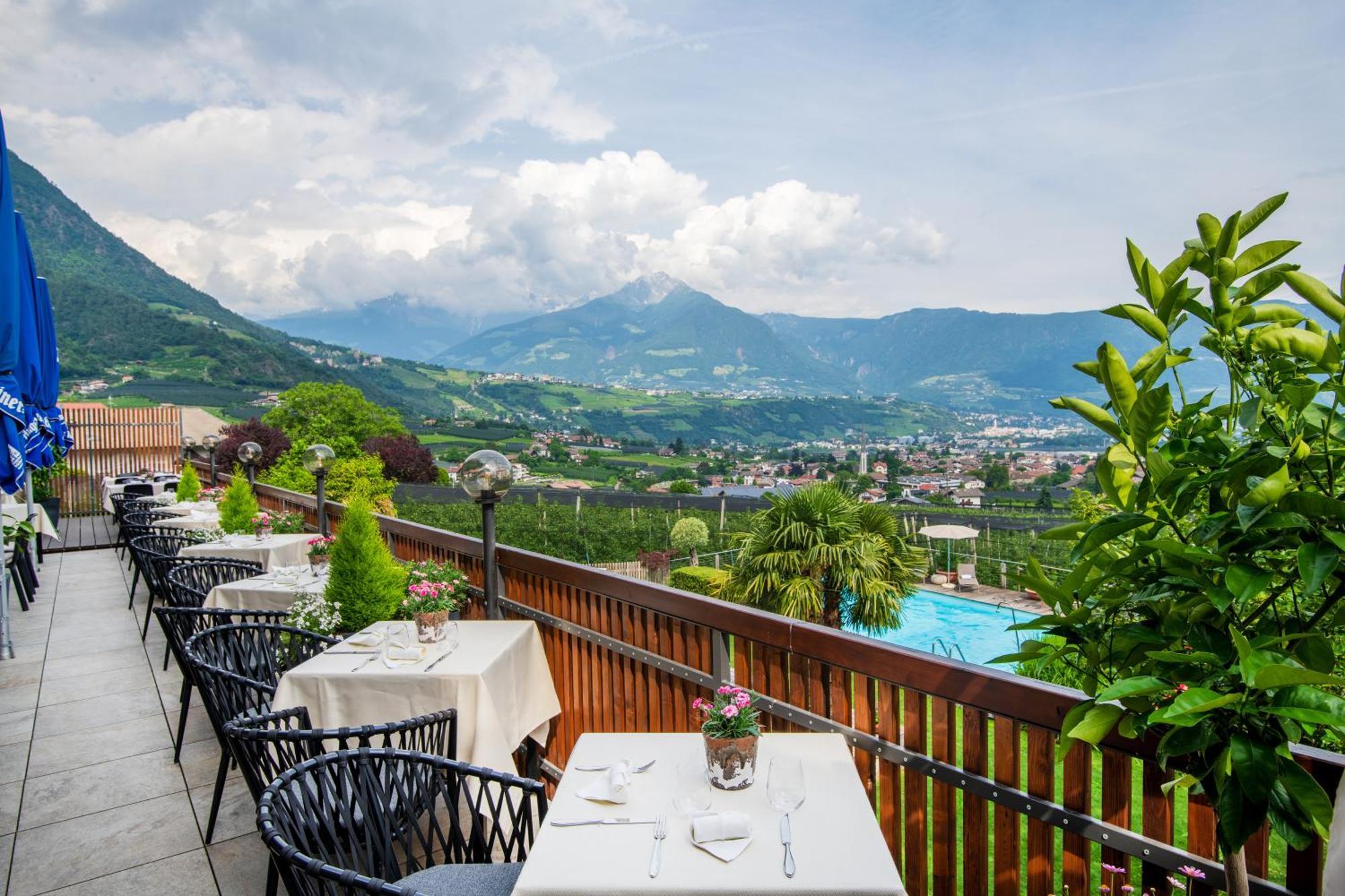 Hotel Residence Mavie Lagundo Ngoại thất bức ảnh